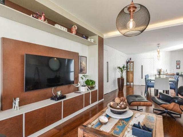 Apartamento tipo para venda com 4 quartos, 183m²