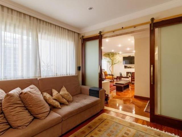 Apartamento tipo para venda com 4 quartos, 250m²