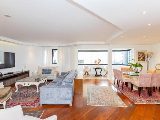 Apartamento tipo para venda em Brooklin com 3 quartos, sendo 3 suítes, 166m²