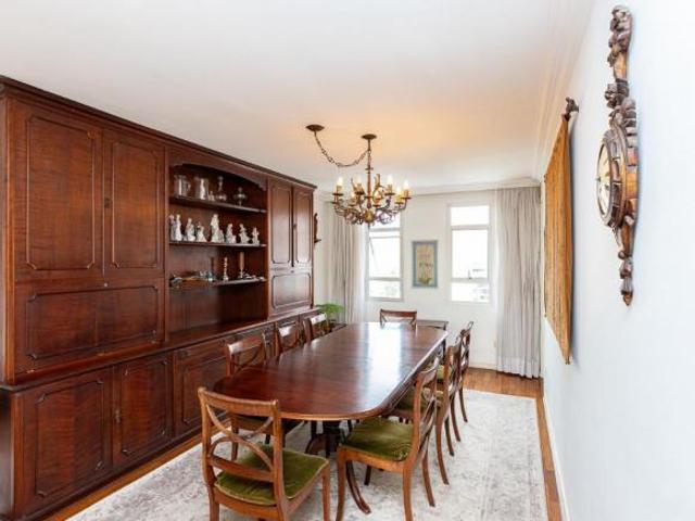 Apartamento tipo para venda em Brooklin com 4 quartos, sendo 1 suíte, 196m²