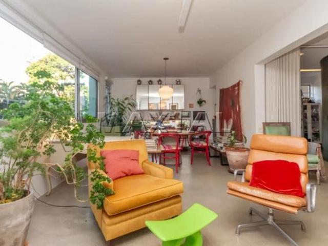 Apartamento tipo para venda em Jardim Europa com 2 quartos, sendo 1 suíte, 126m², ótima localização