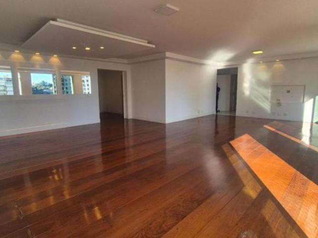 Apartamento tipo para venda em Real Parque com 4 quartos, sendo 1 suíte, 273m²