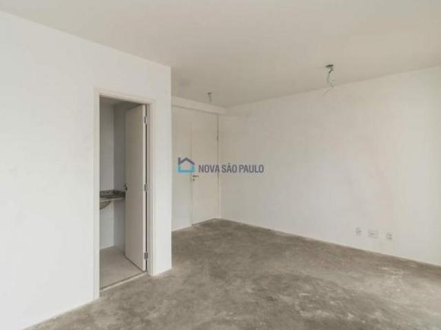 Apartamento tipo Studio à venda na Aclimação próximo ao Metrô Vergueiro