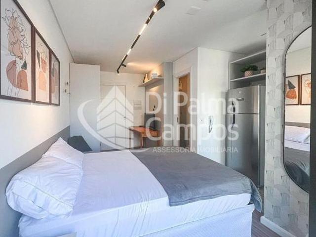 Apartamento tipo studio mobiliado de 24m² com 1 quarto para locação e venda no bairro Ipiranga