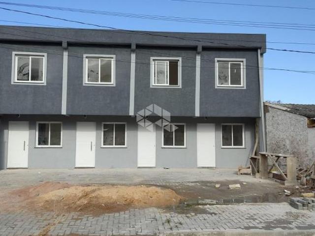 Apartamento tipo sobrado com 2 quartos e vaga box no Jardim Iolanda