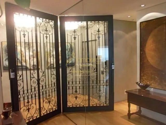 Apartamento tipo você no Morumbi. 250 m2 de área útil