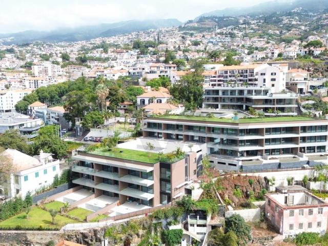 Apartamento| Tipologia T2| Vista Mar / Baía do Funchal| Func. 101m² Santa Luzia Funchal