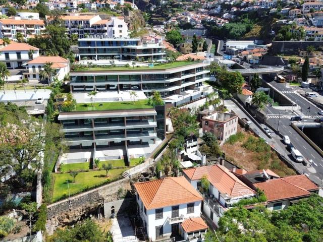 Apartamento Tipologia T2 | Vista Mar / Baía do Funchal| Func. 85m² Santa Luzia Funchal