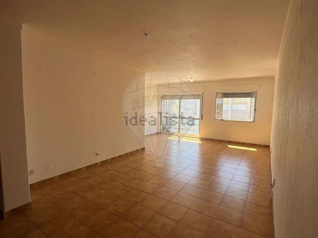 Apartamento, Tomar e Santa Maria dos Olivais