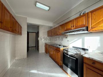 Apartamento, Torrados e Sousa