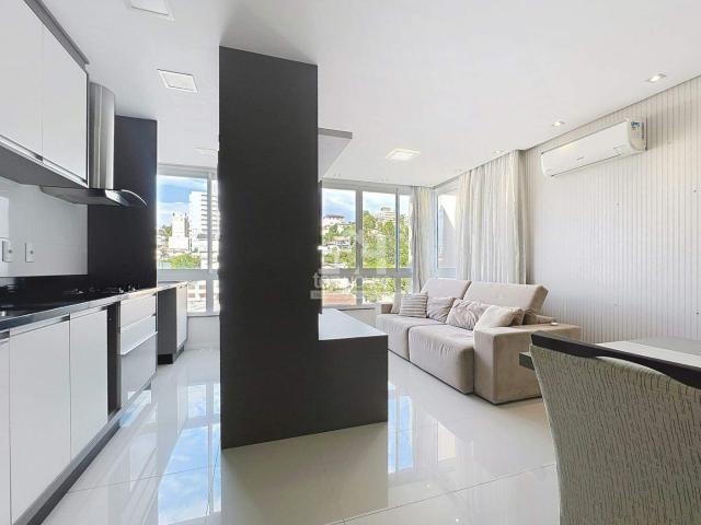 APARTAMENTO TOTALMENTE MOBILIADO