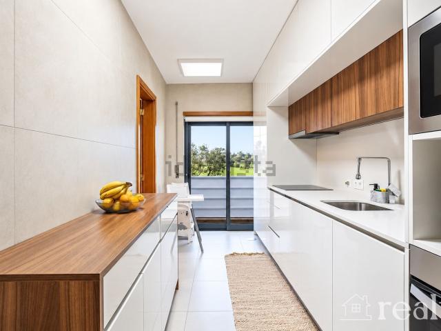 Apartamento, Touguinha e Touguinhó