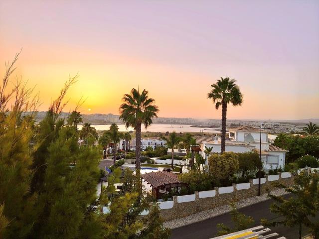 Apartamento três quartos com terraço privado e vista deslumb. 99m² Ferragudo