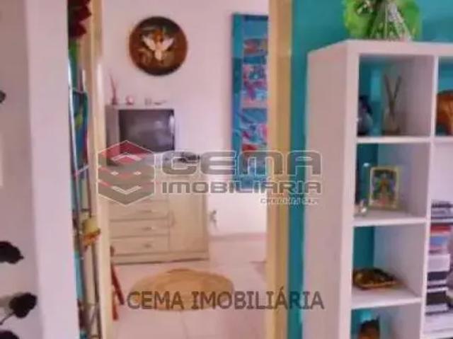Apartamento três quartos no centro do Rio de Janeiro