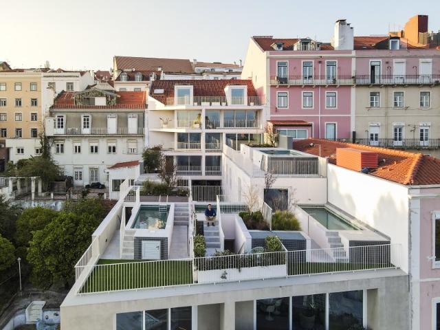 Apartamento triplex T3+1 | Rooftop privativo com piscina | Estacionamento | Santos o Velho