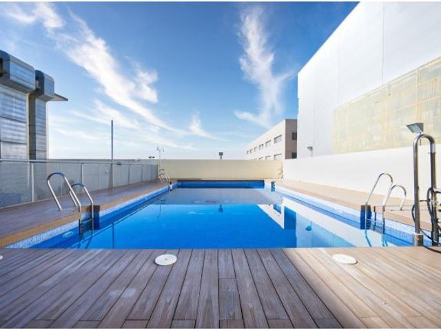 Apartamento turístico con licencia y en explotación a la venta en Edificio Lux Bormujos