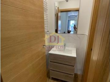 Apartamento turístico a estrenar en plena avenida de los Comuneros