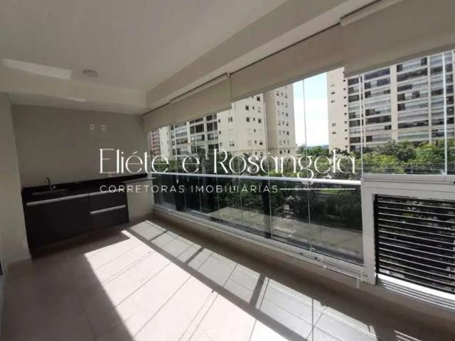 Apartamento um dormitório com armários no melhor ponto do Aquárius!