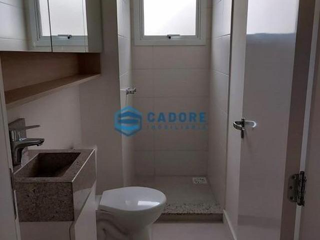 Apartamento um dormitório com garagem, Lourdes