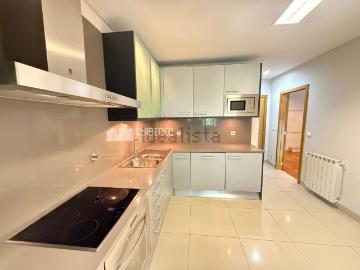 Apartamento, Creixomil