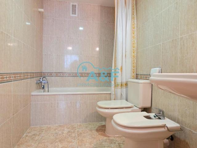 Apartamento Vacacional en Primera Línea de Mar – Edificio Yolimar, Oropesa del Mar