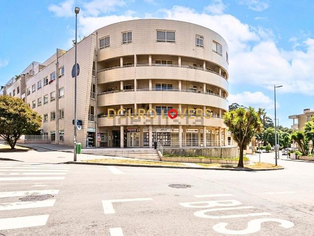 Apartamento, Valadares