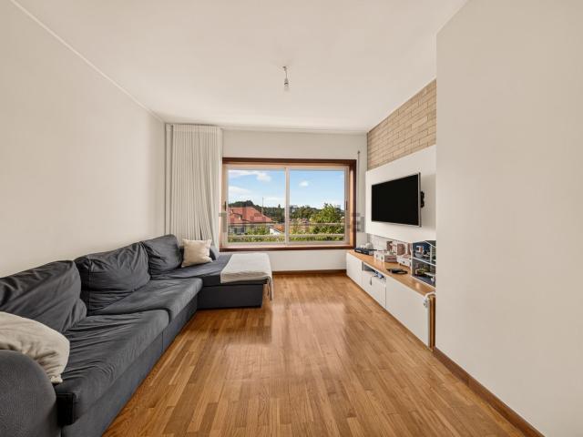 Apartamento, Valadares