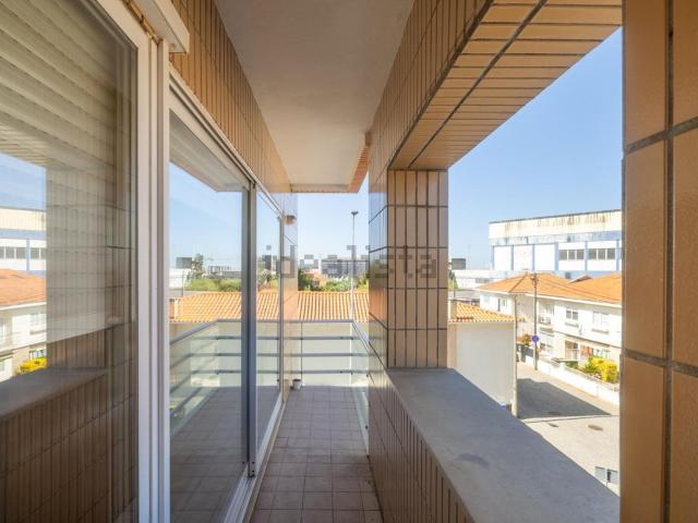 Apartamento, Valadares