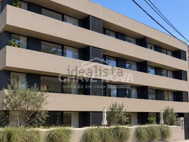 Apartamento, Valadares