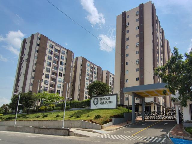 APARTAMENTO Variante La Floresta #40 08 APTO 404 TORRE TULIPANES, LA FLORESTA, Los Patios