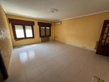 Apartamento Venta Almadén, Almadén