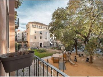 Carrer del Carme, Jardins Torres Clavé