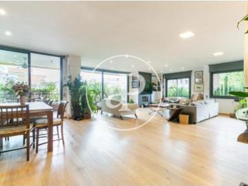 Apartamento en alquiler en Avinguda Tibidabo - Ascensor