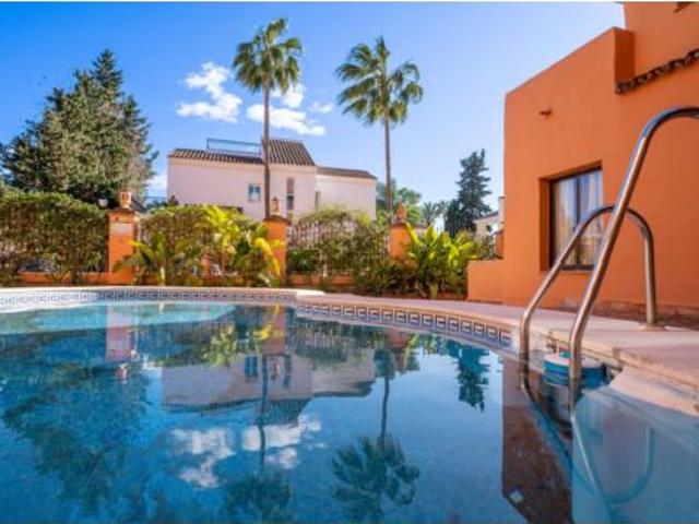 Apartamento Venta Estepona, El Paraíso Atalaya Benamara