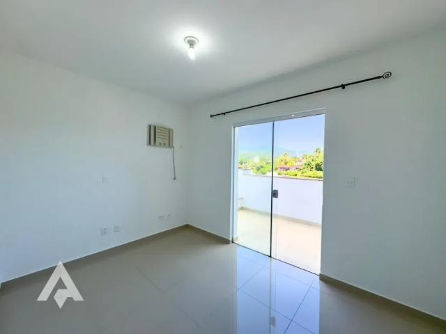 Apartamento à venda com amplo terraço no bairro Vila Nova!