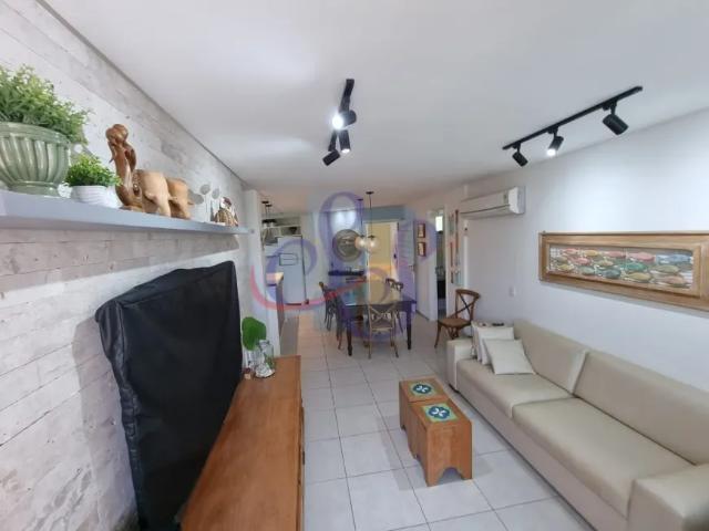 Apartamento à venda no bairro Porto Das Dunas Aquiraz/CE