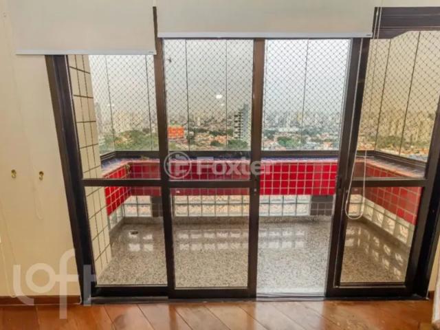 Apartamento à venda Rua Divinópolis, Vila Brasilina São Paulo