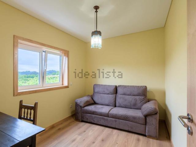 Apartamento, Veade Gagos Molares