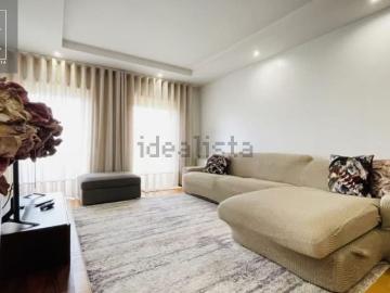 Apartamento, Vila Nova de Famalicão e Calendário