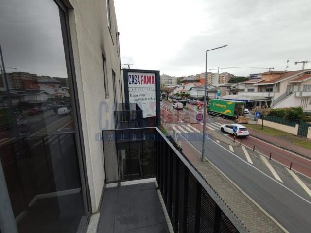 Apartamento, Vila Nova de Famalicão e Calendário