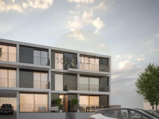 Apartamento, Vila Nova de Famalicão e Calendário