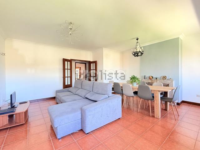 Apartamento, Vila Nova de Famalicão e Calendário