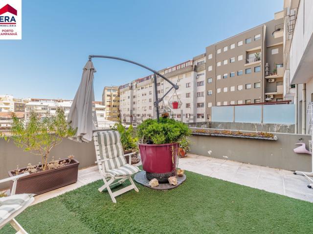 Apartamento, Vila Nova de Famalicão e Calendário