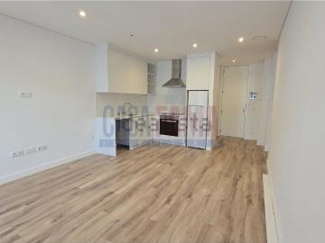 Apartamento, Vila Nova de Famalicão e Calendário