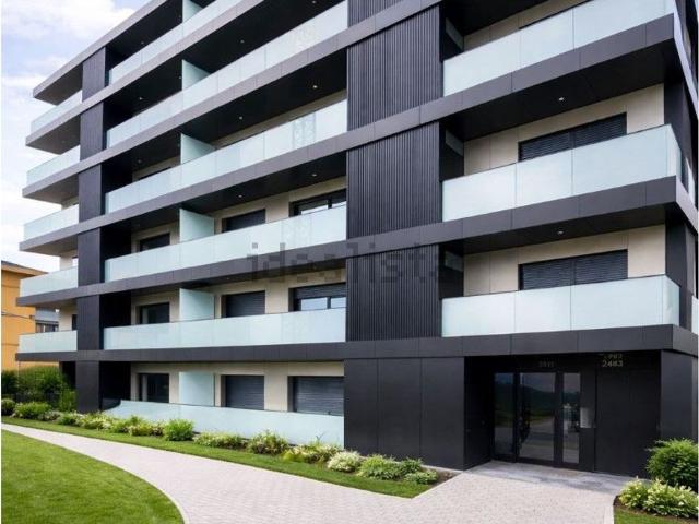 Apartamento, Vila Nova de Famalicão e Calendário