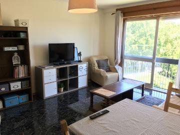 Apartamento, Vila Nova de Famalicão e Calendário