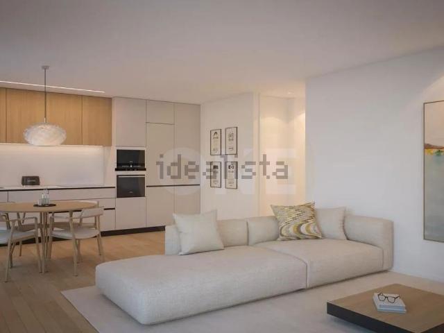 Apartamento, Vila Nova de Famalicão e Calendário