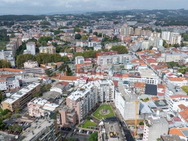 Apartamento, Vila Nova de Famalicão e Calendário