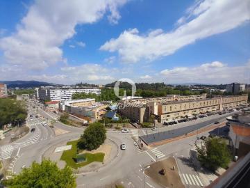 Apartamento, Vila Nova de Famalicão e Calendário