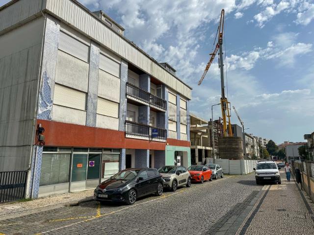 Apartamento, Vila Nova de Famalicão e Calendário